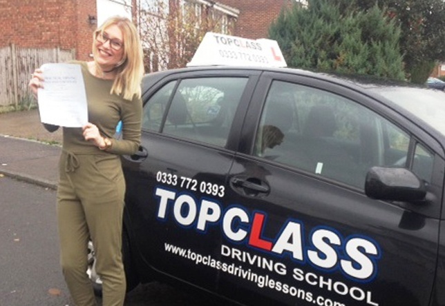 Driving Lesson Test Pass in Strood - Pennie Brodie