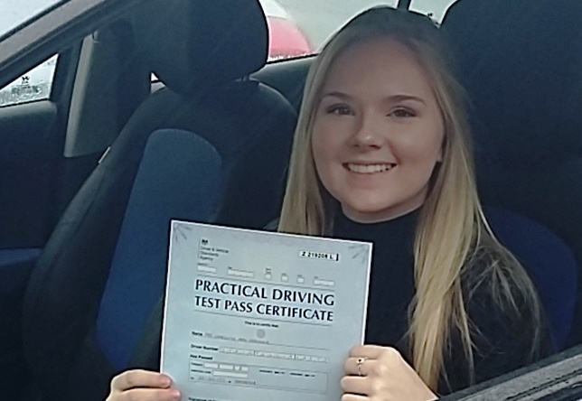 Driving Lesson Test Pass in Maidstone - Charlotte Stringer