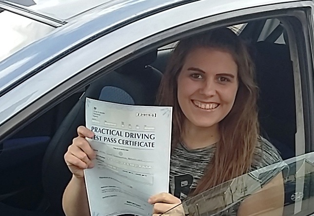 Driving Lesson Test Pass in Maidstone - Ella Bramley