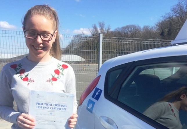 Driving Lesson Test Pass in Rochester - Victoria Williams
