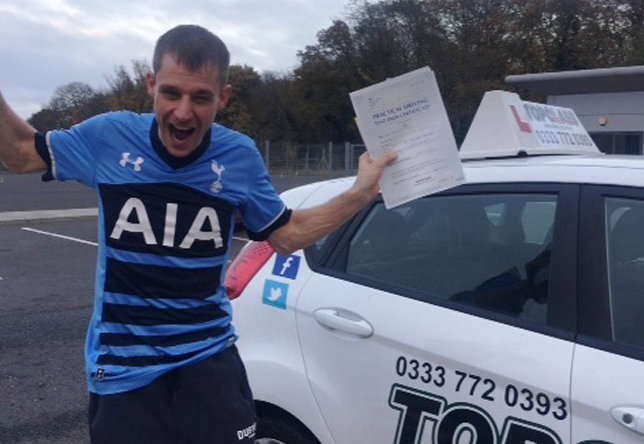 Driving Lesson Test Pass in Gillingham – Dean Sutcliffe