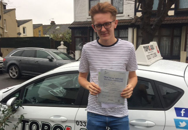 Driving Lesson Test Pass in Gillingham – Harley Moss