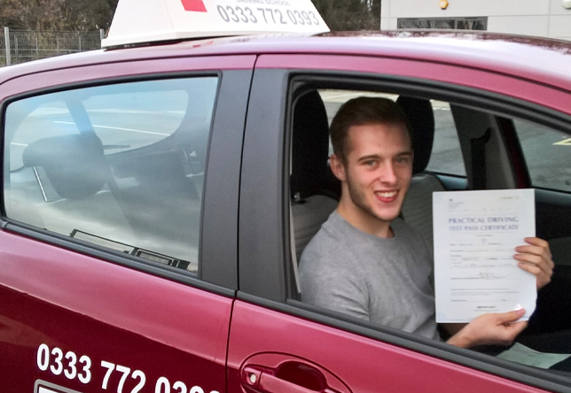 Driving Lesson Test Pass in Gillingham – Harrison Edwards