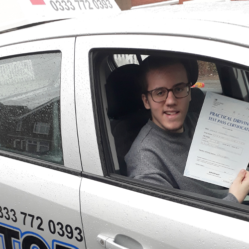 Driving Lesson Test Pass in Maidstone – Joshua Farrant