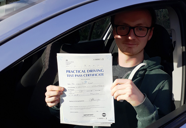 Driving Lesson Test Pass in Maidstone – Louis Kemp