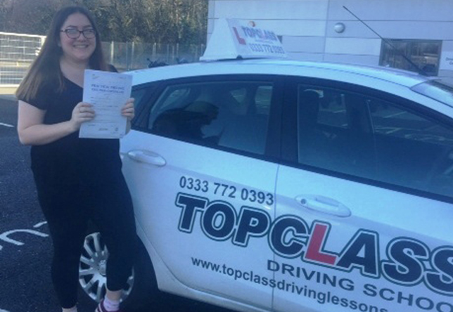 Driving Lesson Test Pass in Gillingham - Yasmin Kavanci