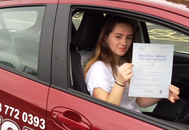 Driving Lesson Test Pass in Rochester – Ellie Beckett