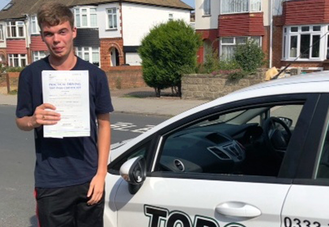 Driving Lesson Test Pass in Gillingham - Owen Cradduck