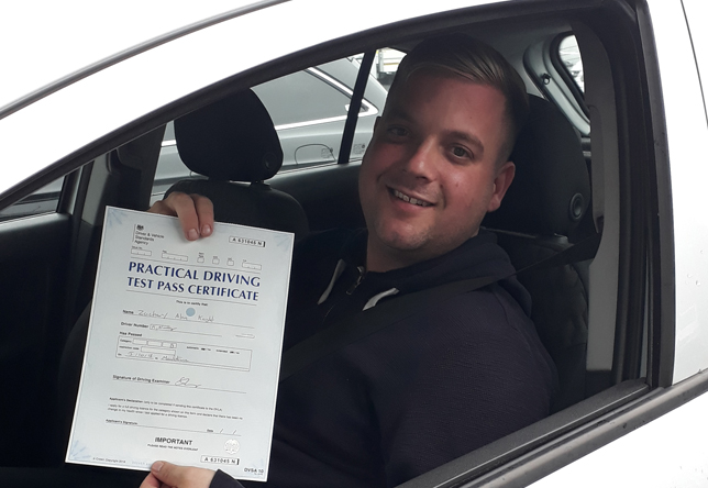 Driving Lesson Test Pass in Maidstone – Zachary Knight
